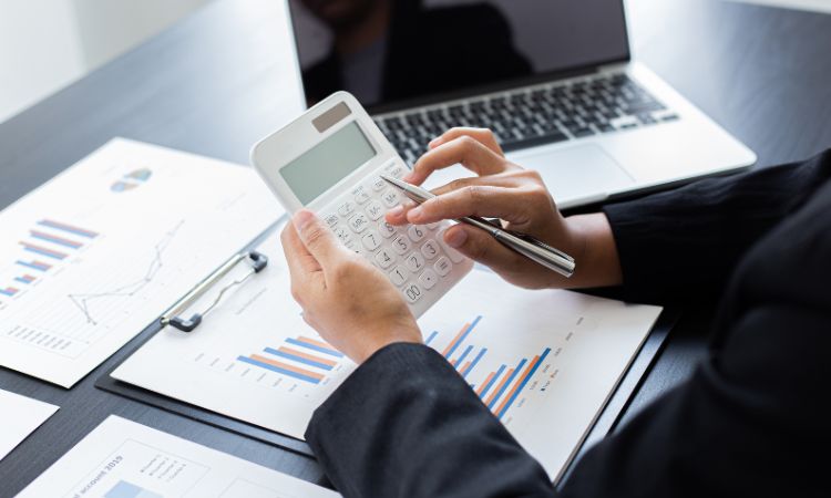 Conoce cómo se calcula el IVA, qué es y ejemplos.